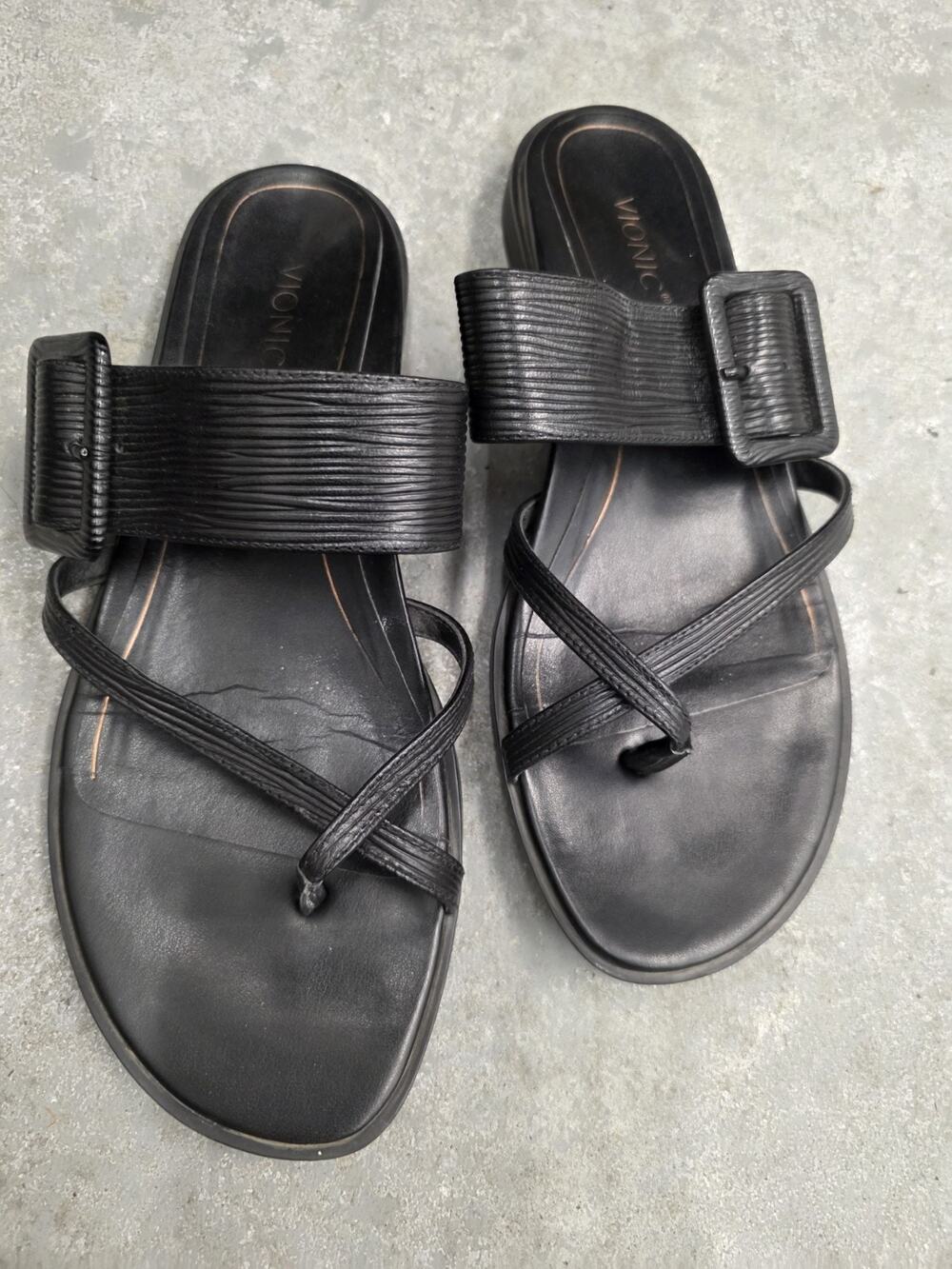 Vionic Arch Support Julep Black Leather Sandals Women's Size 8
